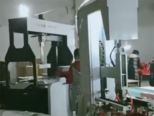 福建KD一600天地蓋成型機(自動調(diào)模）視頻